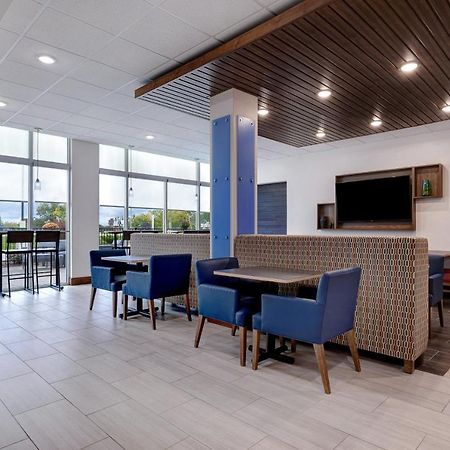 Holiday Inn Express & Suites - Ann Arbor - University South By Ihg Экстерьер фото