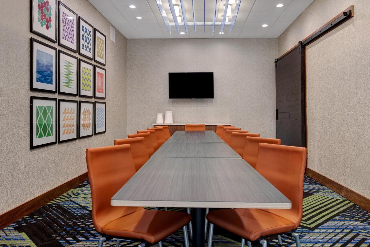 Holiday Inn Express & Suites - Ann Arbor - University South By Ihg Экстерьер фото