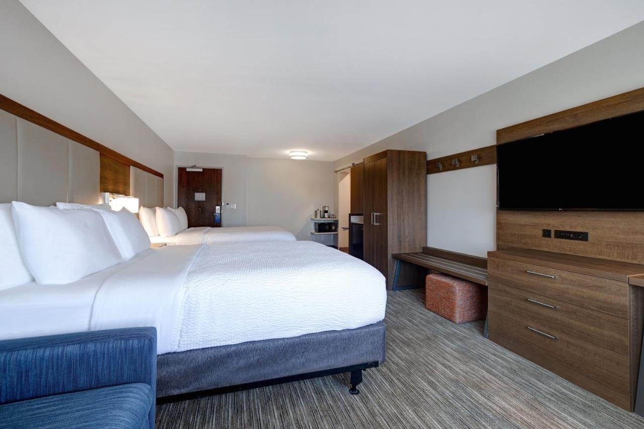 Holiday Inn Express & Suites - Ann Arbor - University South By Ihg Экстерьер фото