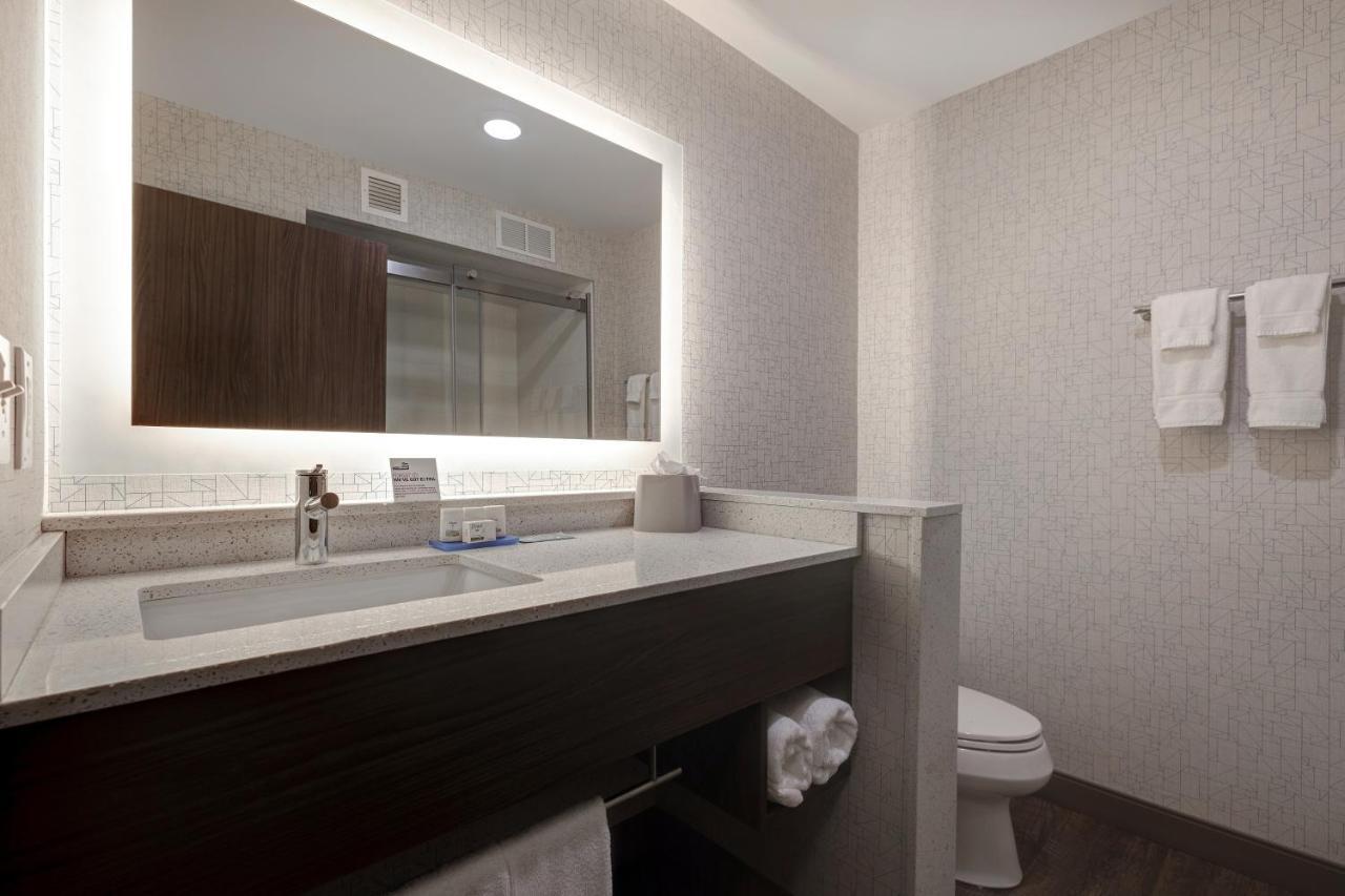 Holiday Inn Express & Suites - Ann Arbor - University South By Ihg Экстерьер фото