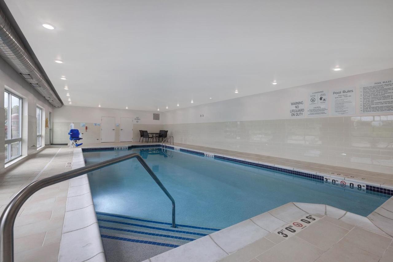 Holiday Inn Express & Suites - Ann Arbor - University South By Ihg Экстерьер фото